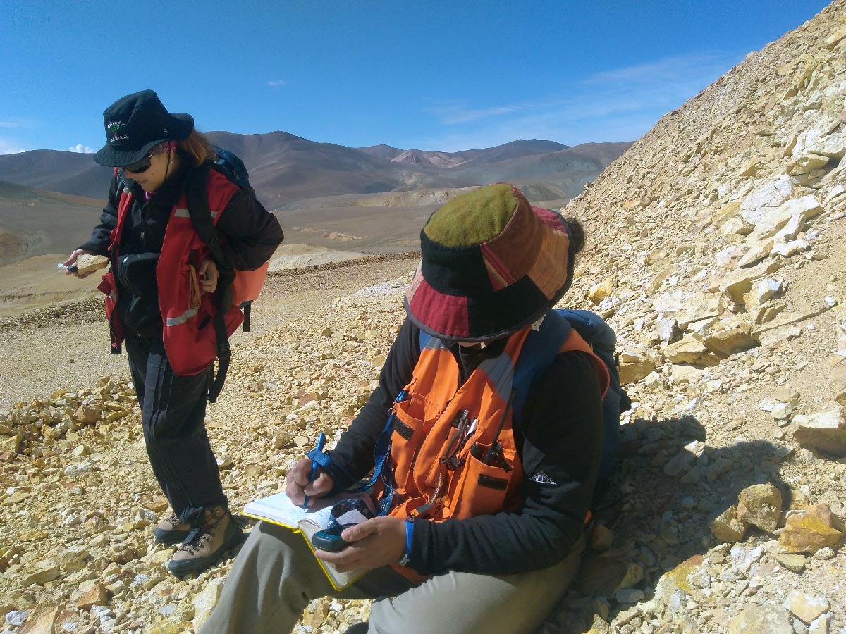 Geólogos de proyecto